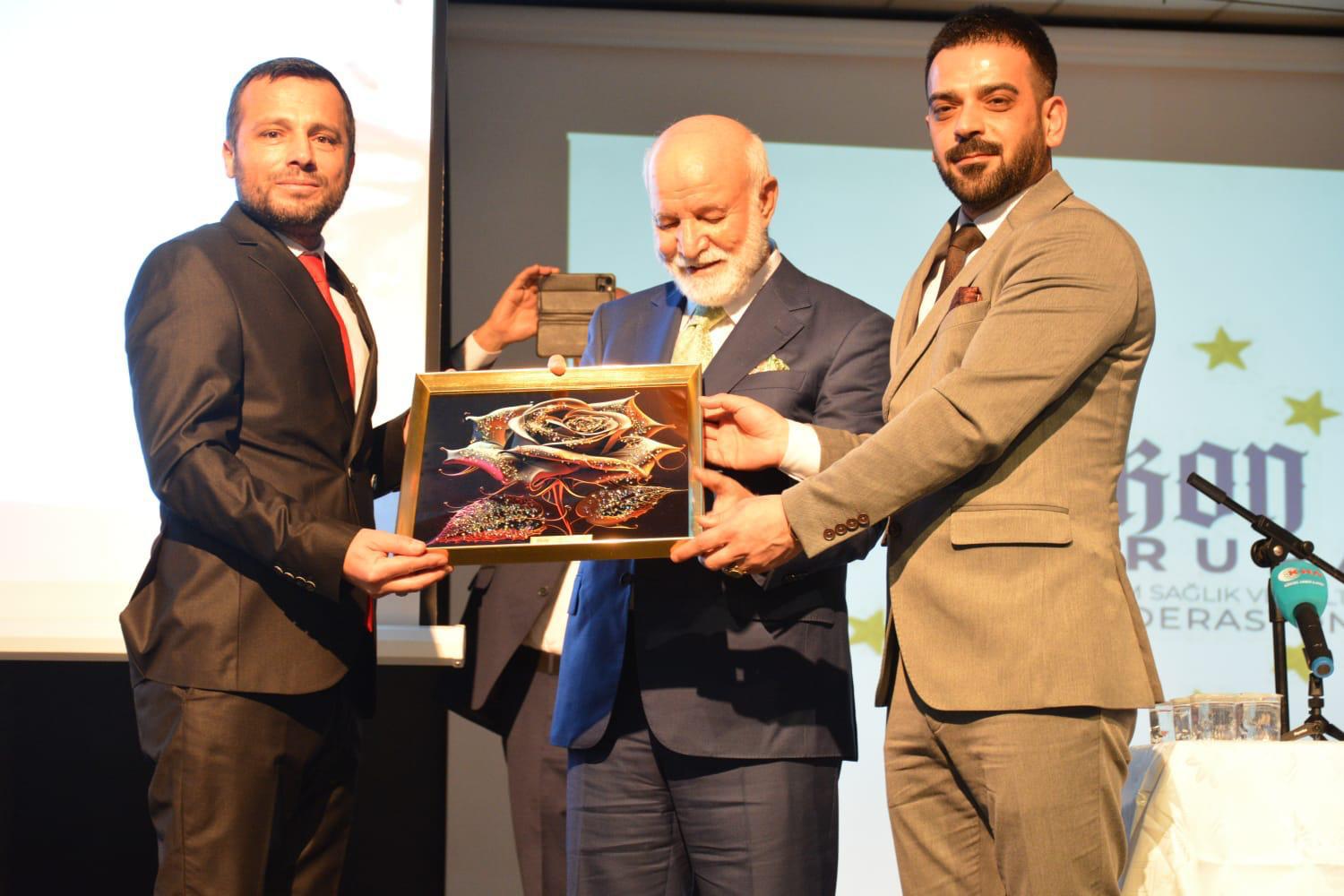 Zu Gast beim Ramadan-Programm von AKON